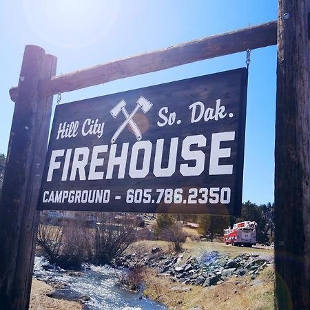 Firehouse Campground Hotel Hill City Exterior photo